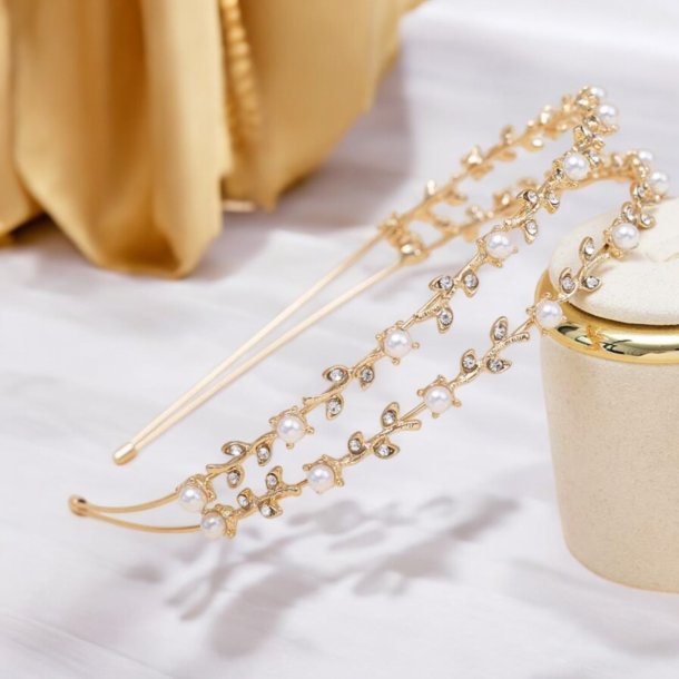 Gyldent hrbjle med rhinsten og smukke perler