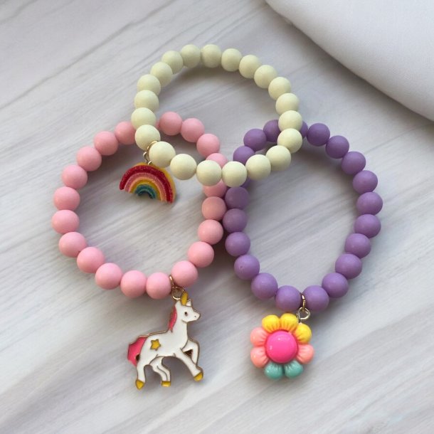 3 sde armbnd med vedhng