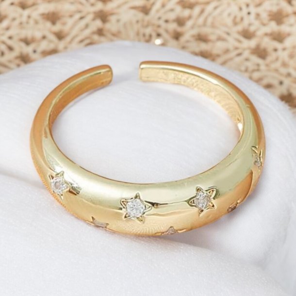 Smuk justerbar ring med zirkonia sten