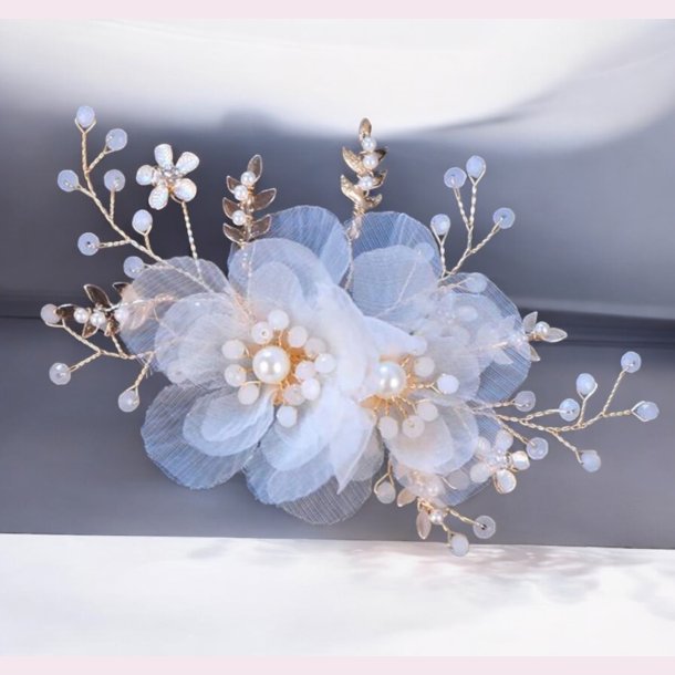 Smuk hrclips med smukke blomster og perler - Brn