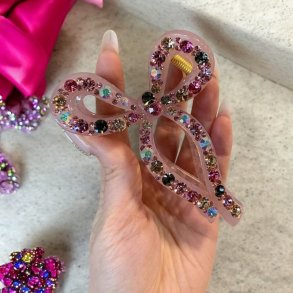 Hrklemme med smukke perler - Lyserd