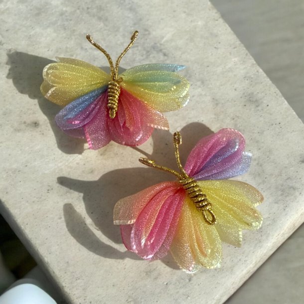 Hrspnder med de sdeste sommerfugle 