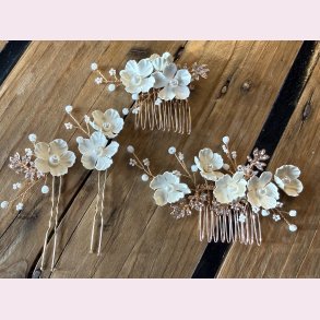 4 stk. Forgyldte hrnle med blomster 