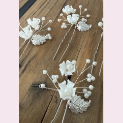 6 stk. H�rn�le med hvide perler og krystalperler - S�lv