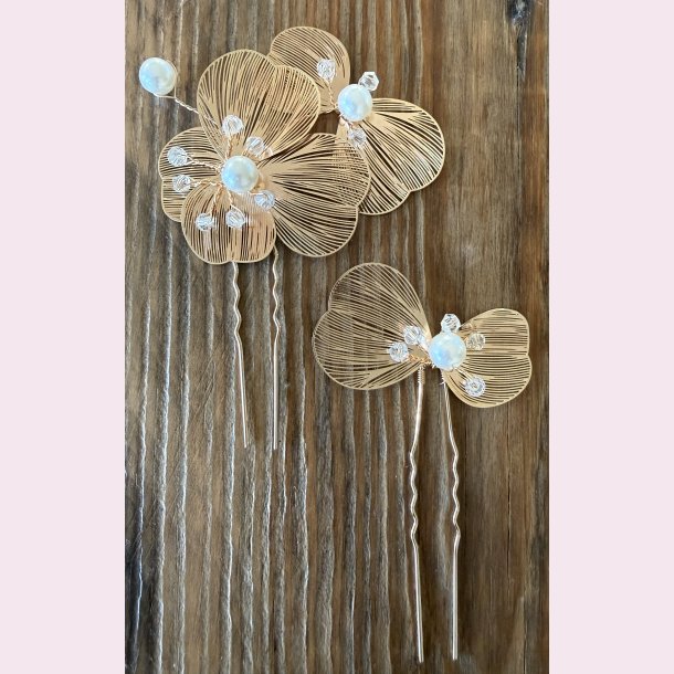 H�rn�le med guldfarvede blomster &amp; perler - 2 stk