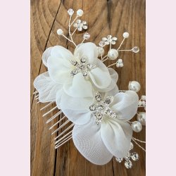 Romantisk h�rkam med blomster, perler og krystaller