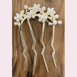 Elegant h�rsmykke med hvide perler