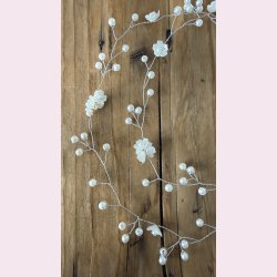 Langt h�r smykke med fine hvide blomster - S�lv