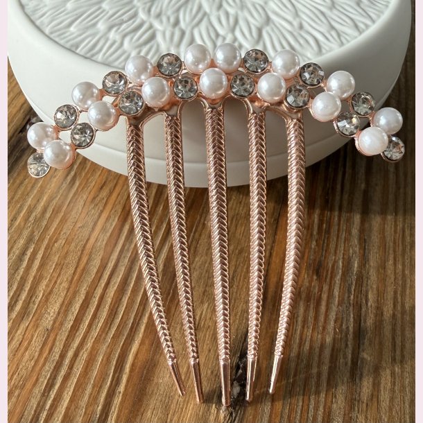 Elegant h�rsmykke med perler og sten