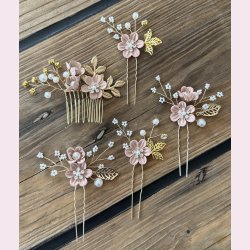 5 stk. Forgyldte hrnl med blomster og rhinesten - Sart lyserd