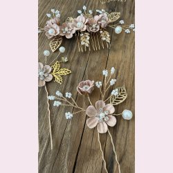 Guld farvet hrnl med blomster og rhinesten - Sart lyserd