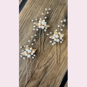 3 stk. Guldfarvet hrnle med hvide perler, krystalperler og guld blade 