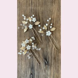 3 stk. Guld hrnle med hvide perler, krystalperler og guld blade 