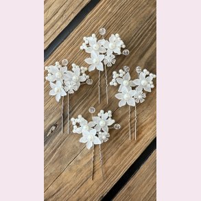 5 stk. Hrnle med hvide perler og krystalperler - Slv