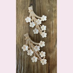 2 stk. Hrclips med sde hvide blomster - Forgyldt