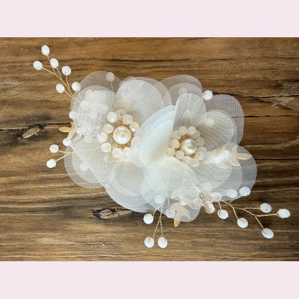 Smuk h�rclips med smukke blomster og perler - B�rn