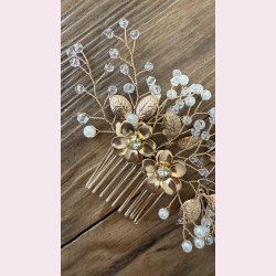 Forgyldt hrnl med krystalpeler og forgyldte blomster