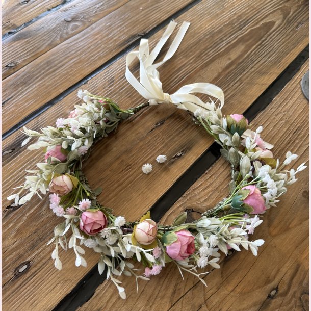 Blomsterkrans med satinb�nd - Lyser�d