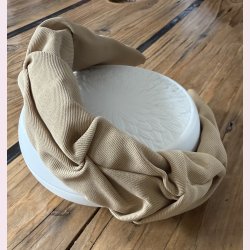 Hrbjle i lkkert bldt stof - Lys brun