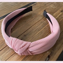 Hrbjle i lkkert bldt stof - Lyserd