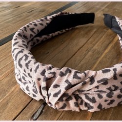 Hrbjle i lkkert bldt stof 