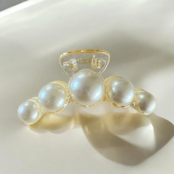  Hrklemme med de fineste perler