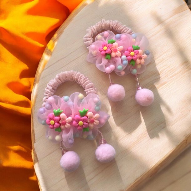 2 elastikker - Pastel farver, blomster, lyserde perler