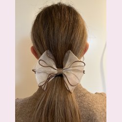 Mesh elastik - Lys, glimmer med brune syninger