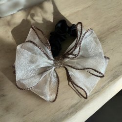 Mesh elastik - Lys, glimmer med brune syninger