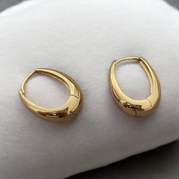 Hoops i enkel design - Forgyldt