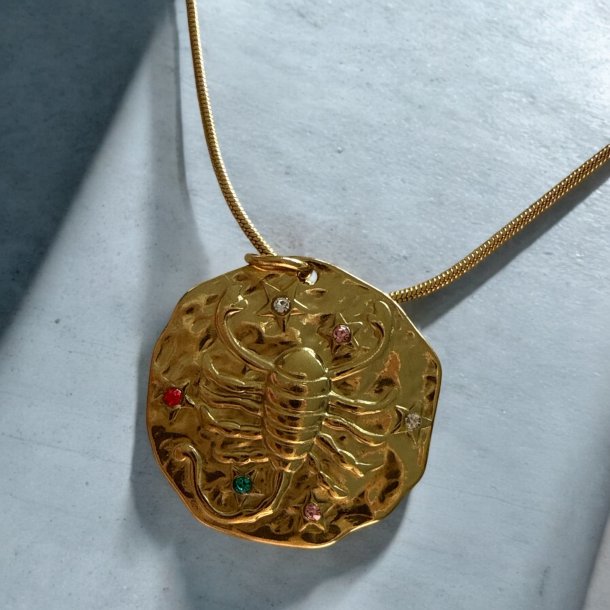 Halskde med stjernetegn  Skorpion