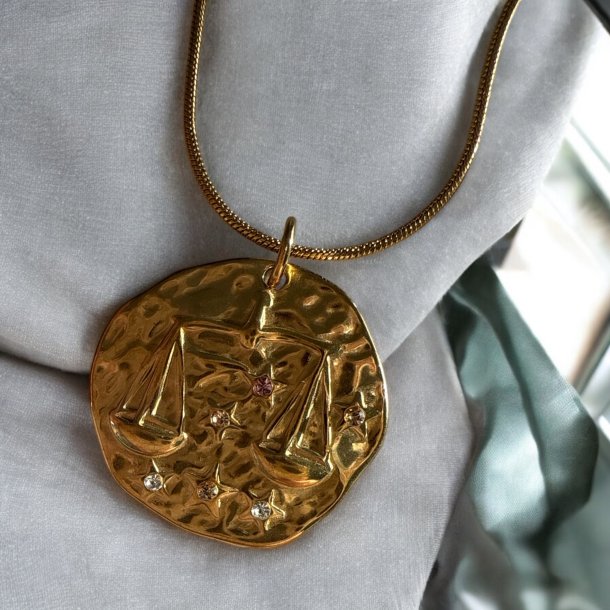 Halskde med stjernetegn  Vgten