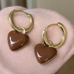 reringe med brune hjerter