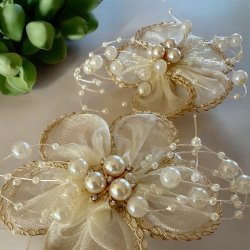 2 smukke blomster hrclips - Beige