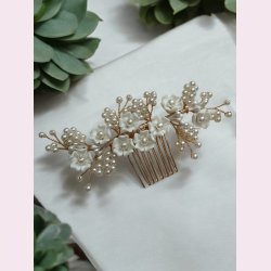 Guldfarvet hrclips med fine smukke blomster og sm sde perler 