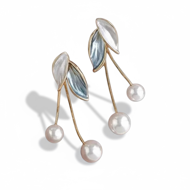 Smukke reringe med blade og hvide perler