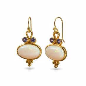 reringe med smukke lilla zirkonia sten