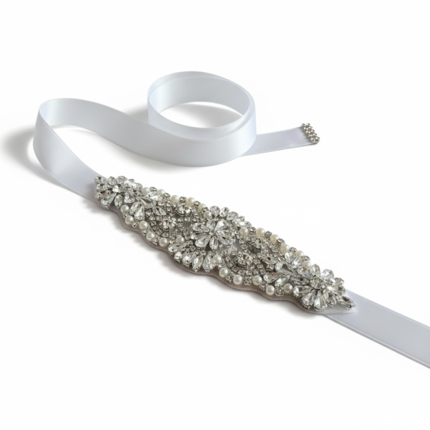 Elegant b�lte med perler og krystaller