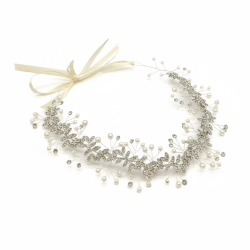 Romantisk h�rsmykke med perler og krystaller