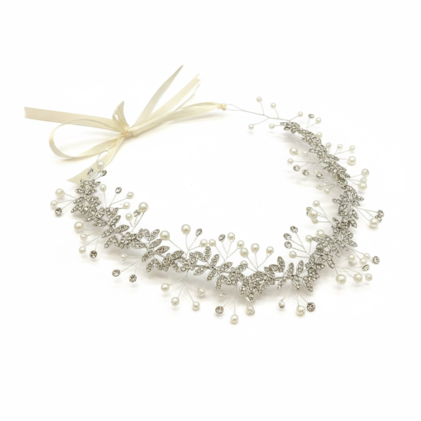 Romantisk h�rsmykke med perler og krystaller