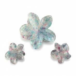 H�rklemmer med blomster � elegant og feminin