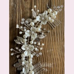 H�rsmykke med blomster, perler og krystaller