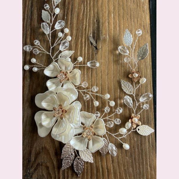 H�rsmykke med blomster, perler og krystaller - S�lv