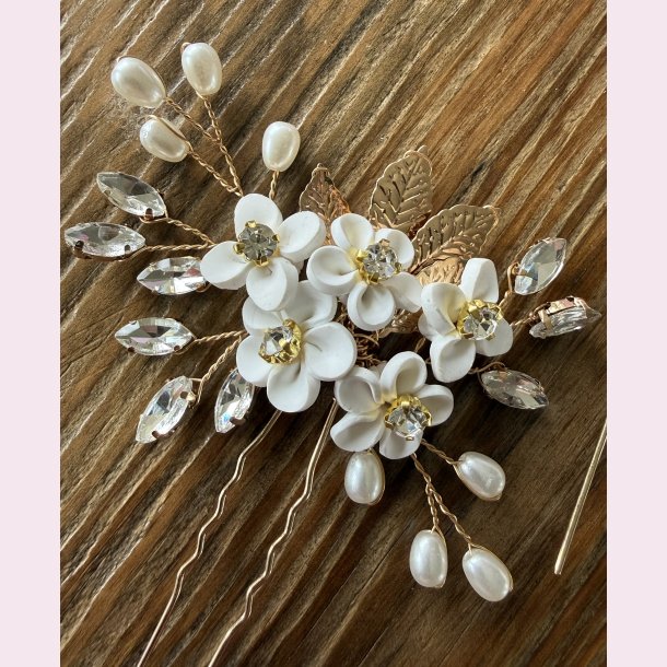 H�rn�le s�t med blomster, perler og krystaller - 3 stk