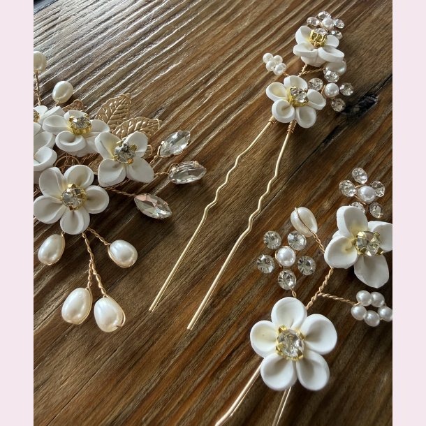 H�rn�le s�t med blomster, perler og krystaller - 3 stk