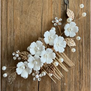 H�rkam med blomster, perler og krystaller�