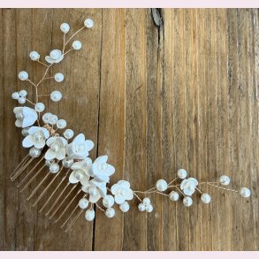 Elegant h�rsmykke med blomster og perler � Forgyldt