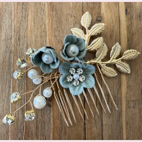 Forgyldt h�rn�l med de fineste blomster og perler - Gr�nne