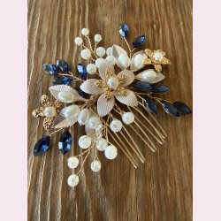 Eksklusiv h�rsmykke med blomster, perler og bl� sten