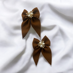 2 stk. smukke sljfe hrclips brune 